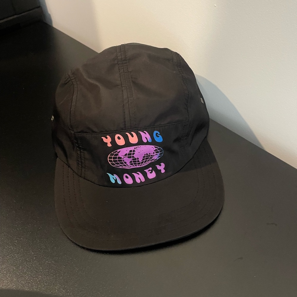 Young Money strap back
